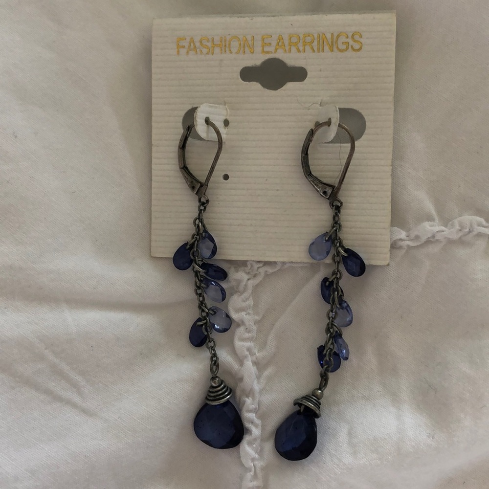 Chandelier earrings